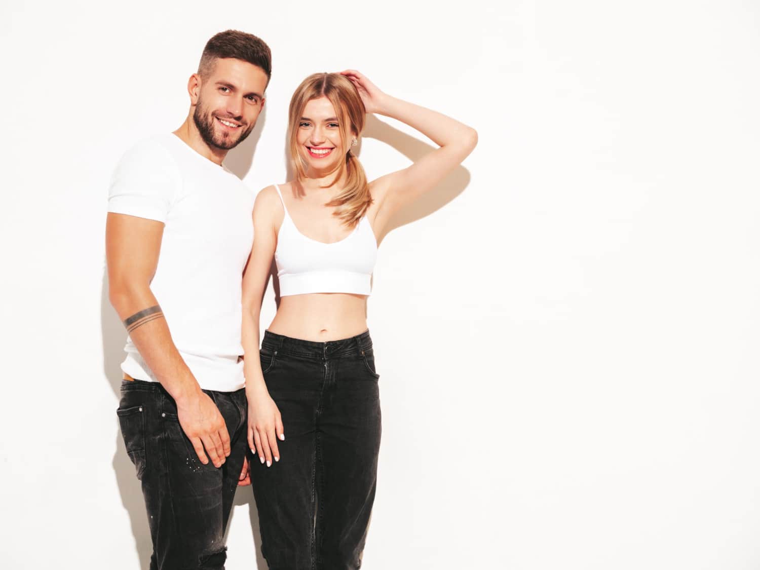 Pareja en clínica estética